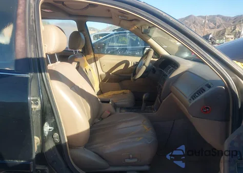 1996 Toyota Avalon Xl/Xls z USA, uszkodzony, nr VIN 4T1BF12B3TU075845